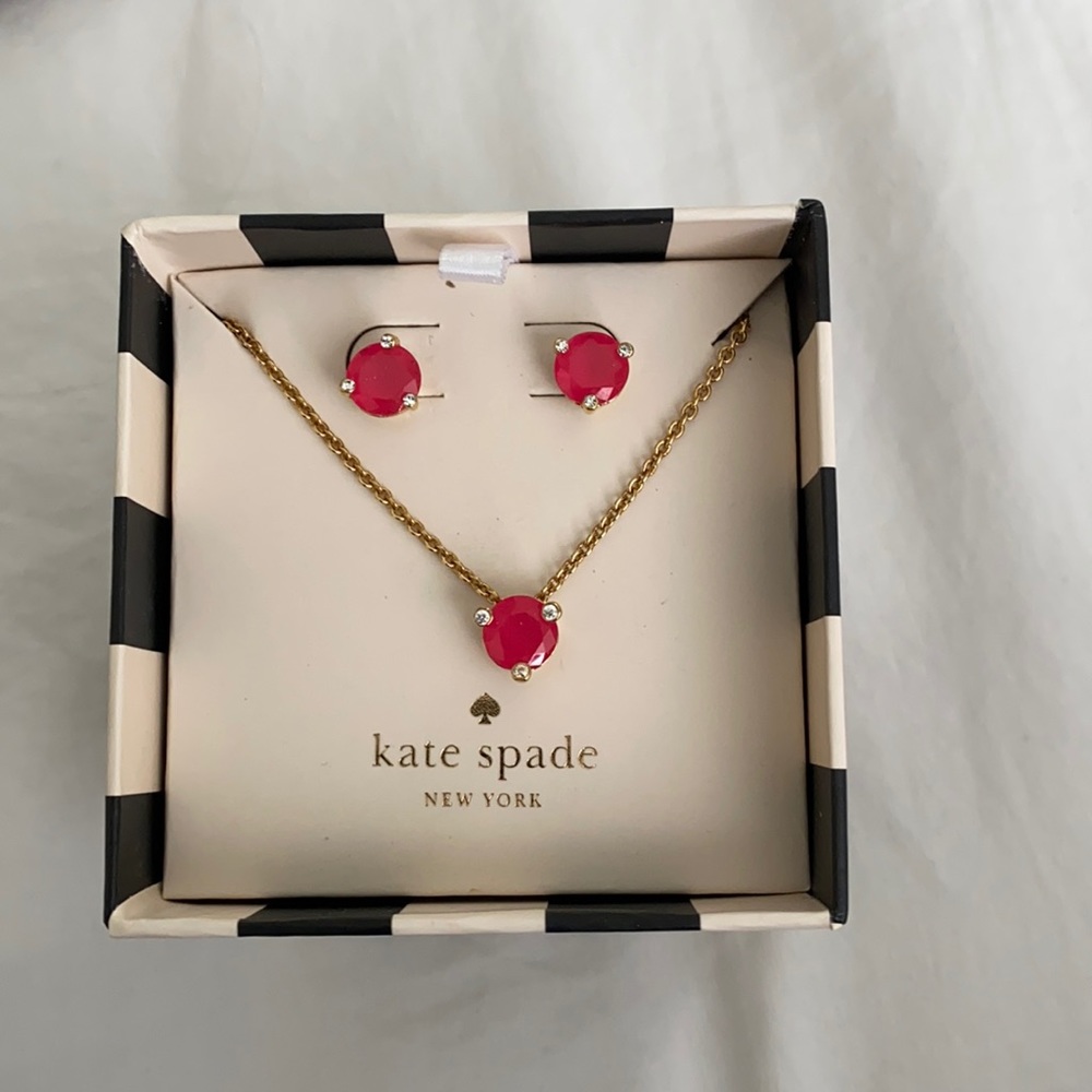 Brand new still in box wonderful gift set